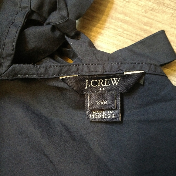 Beautiful J. Crew cotton navy top size XXS - Picture 3 of 4